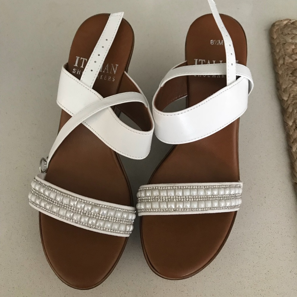Pearl platform Sandals